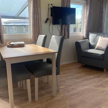 Camping De Duinhoeve Chalet Vogel Not For Companies ニーウ・ハームステーデ エクステリア 写真