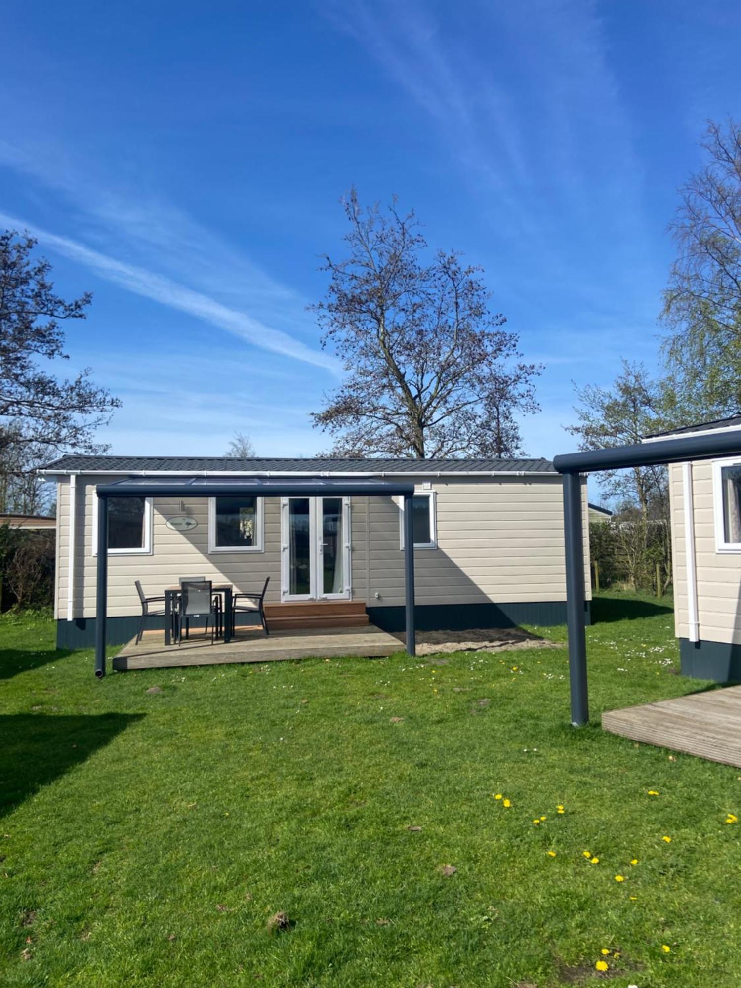 Camping De Duinhoeve Chalet Vogel Not For Companies ニーウ・ハームステーデ エクステリア 写真