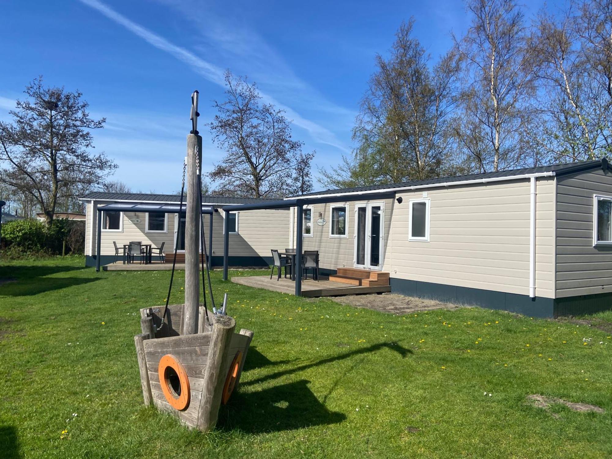 Camping De Duinhoeve Chalet Vogel Not For Companies ニーウ・ハームステーデ エクステリア 写真